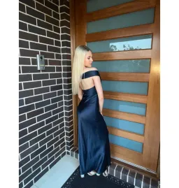 Natalie Rolt Bridget Maxi Dress in Navy Size 1 / AU 8 for rent on The Volte - image 2