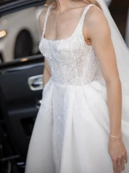 Pallas Couture Wedding Dress White Size 6 for rent on The Volte - image 3