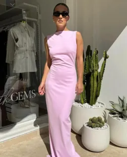 Effie Kats Verona Gown In Taffy Pink Size S/Au 8  for rent on The Volte - image 6