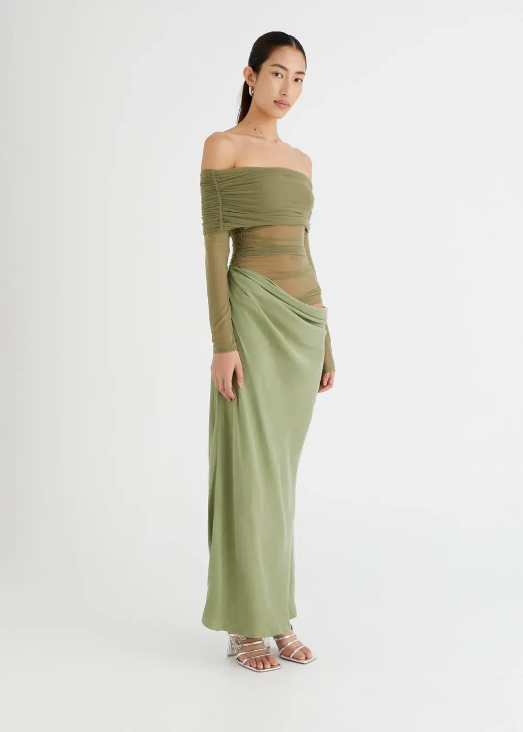 Benni Yasmin Off-Shoulder Maxi Dress Green Size 6  for rent on The Volte - main image