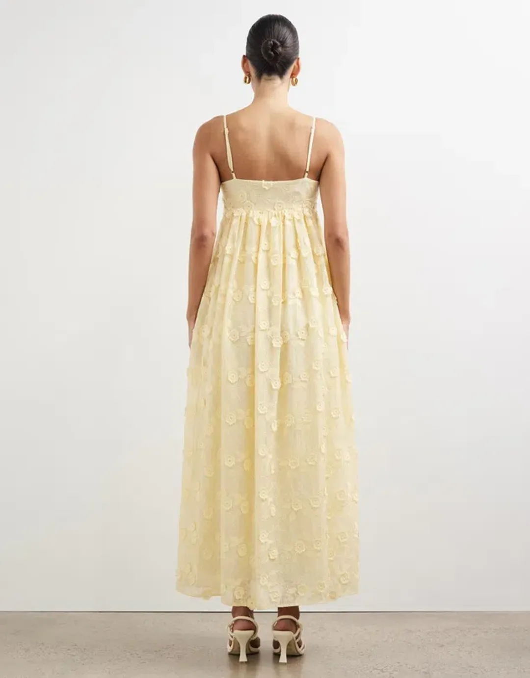Minima Esenciales Tasnim Maxi Dress  Pastel Yellow  Size 8 for rent on The Volte - main image