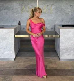 Natalie Rolt Monika Gown in Pink Size 1 / AU 8 for rent on The Volte - image 2