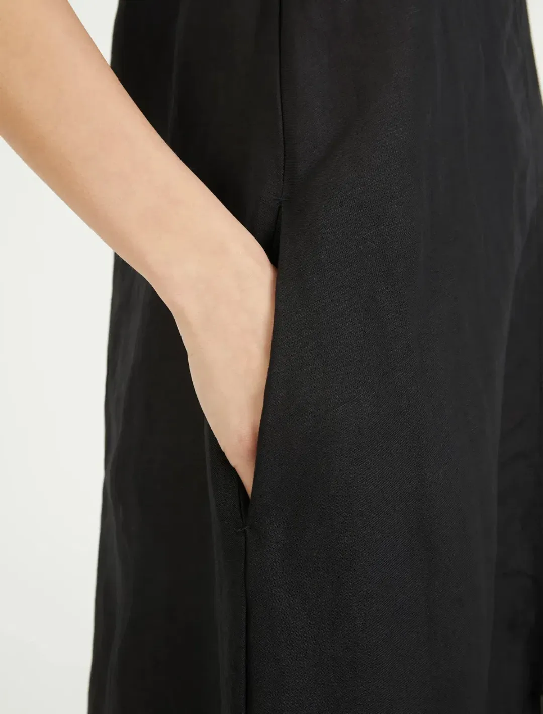 Camilla And Marc Linen Evening Dress Honora Black Size 8 for rent on The Volte - main image