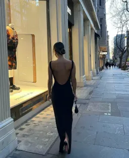 Effie Kats Verona Gown Black Size 8 for rent on The Volte - image 4