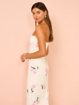 Issy Scalloped Bodice Midi Dress In Rose Print AU 14 for rent on The Volte - image 8