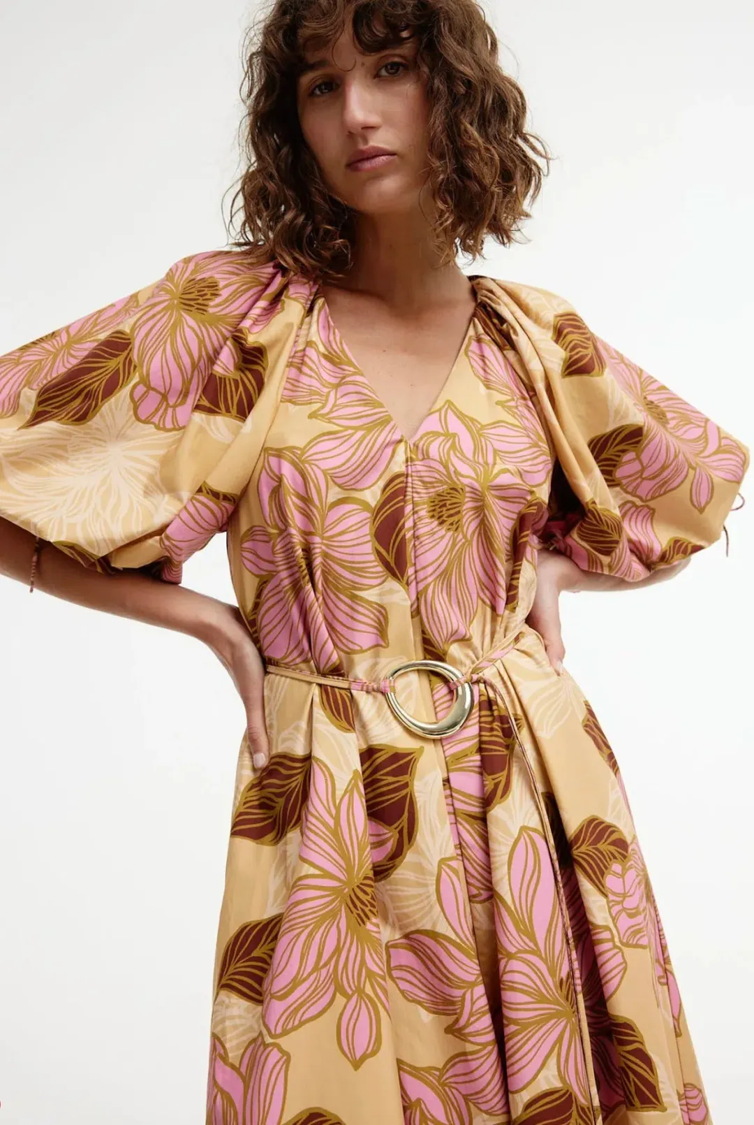 Kinney Elle Puff Sleeve Maxi Dress Rosa Floral Size XXL / AU 16 for rent on The Volte - main image