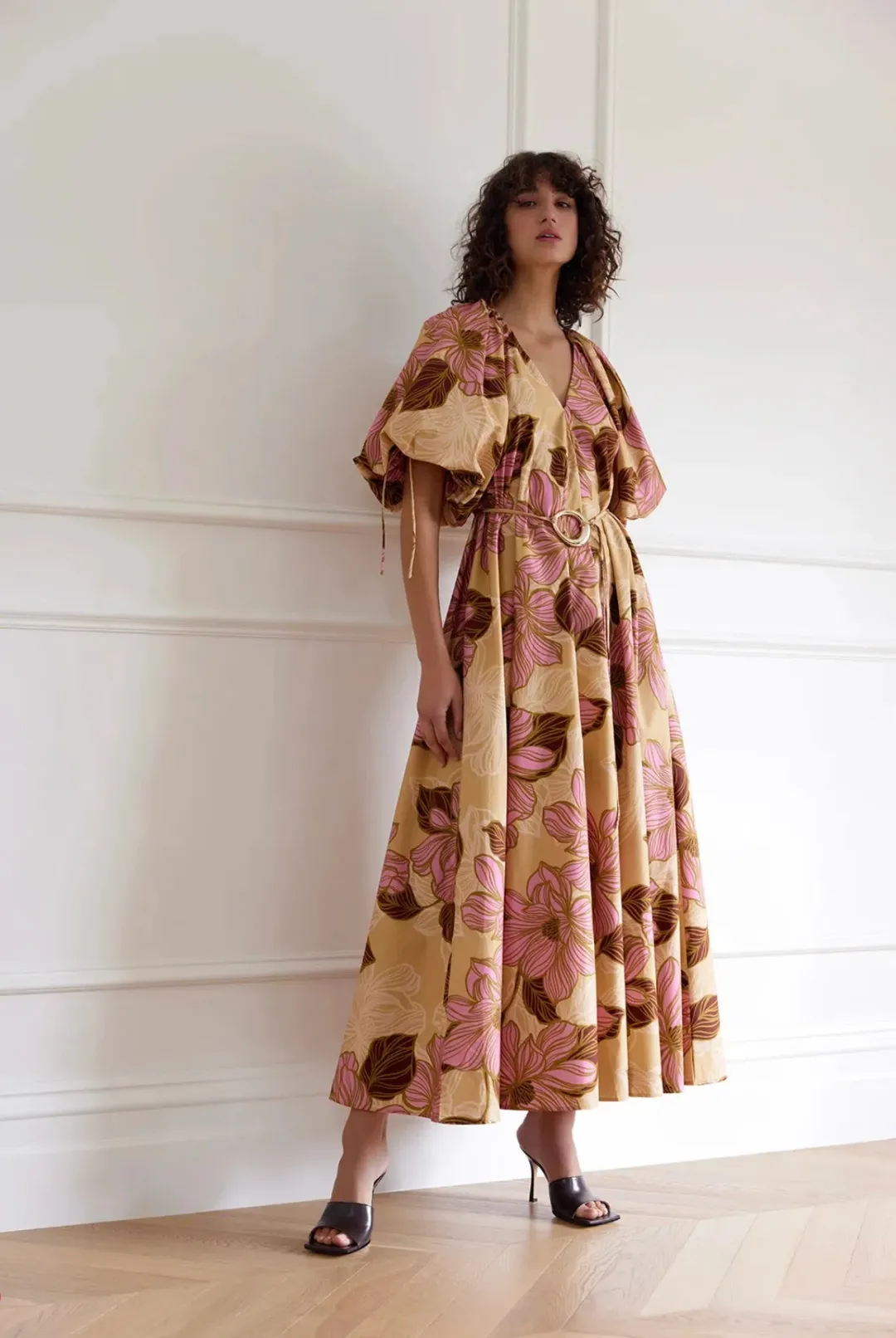 Kinney Elle Puff Sleeve Maxi Dress Rosa Floral Size XXL / AU 16 for rent on The Volte - main image