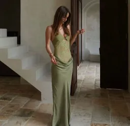 Benni Miko Lace Halter Midi Dress Pear Size AU 8 for rent on The Volte - image 5