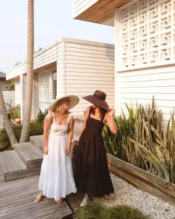 Palm Noosa Mermaid Avenue Maxi Dress Size 8 for rent on The Volte - image 4