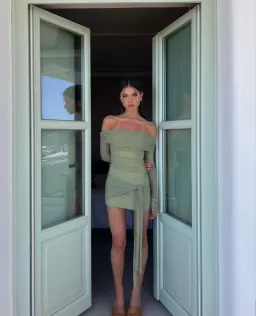 Benni Yasmin Off Shoulder Mini Dress Pistachio Size AU 8 for rent on The Volte - image 3