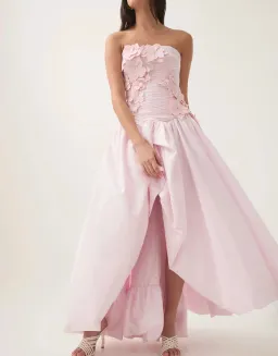 Splendour Flower Gown size 6 for rent on The Volte - image 4