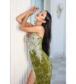 Portia and Scarlett PS23645 Maxi Dress Emerald Green Size AU 8 for rent on The Volte - image 2