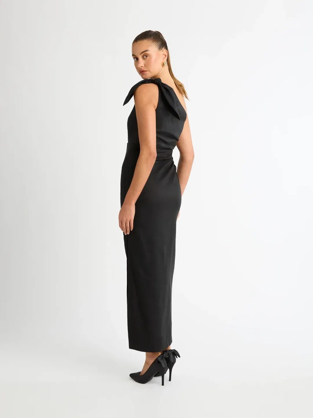 Sheike Kennedy Dress Black Size 16  for rent on The Volte - main image
