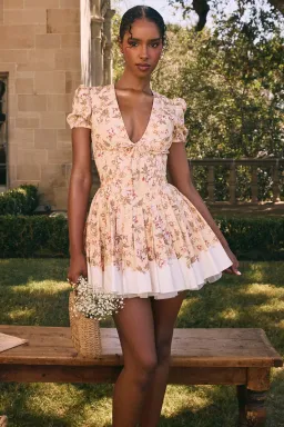 House of CB Imani Pleated Cotton Mini Dress Honeyflower Print Size XS / AU 6 for rent on The Volte - image 5
