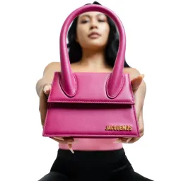 Jacquemus Le Chiquito Moyen Bag Pink  for rent on The Volte - image 4