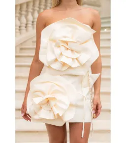 Sierra Darien Voluminous Flower Design Dress Silver Size AU 8 for rent on The Volte - image 6