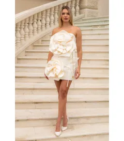 Sierra Darien Voluminous Flower Design Dress Silver Size AU 8 for rent on The Volte - image 4