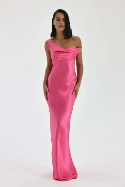 Natalie Rolt Monika Gown Pink Size 1 / AU 8 for rent on The Volte - image 1
