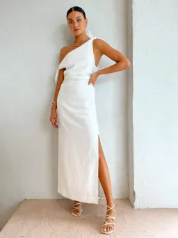 Sir the Label Bettina Off Shoulder Dress Ivory Size 2/10 for rent on The Volte - image 8