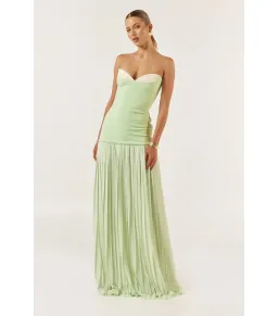 She Is Olla Nicolette Gown Green Size AU 8 for rent on The Volte - image 2