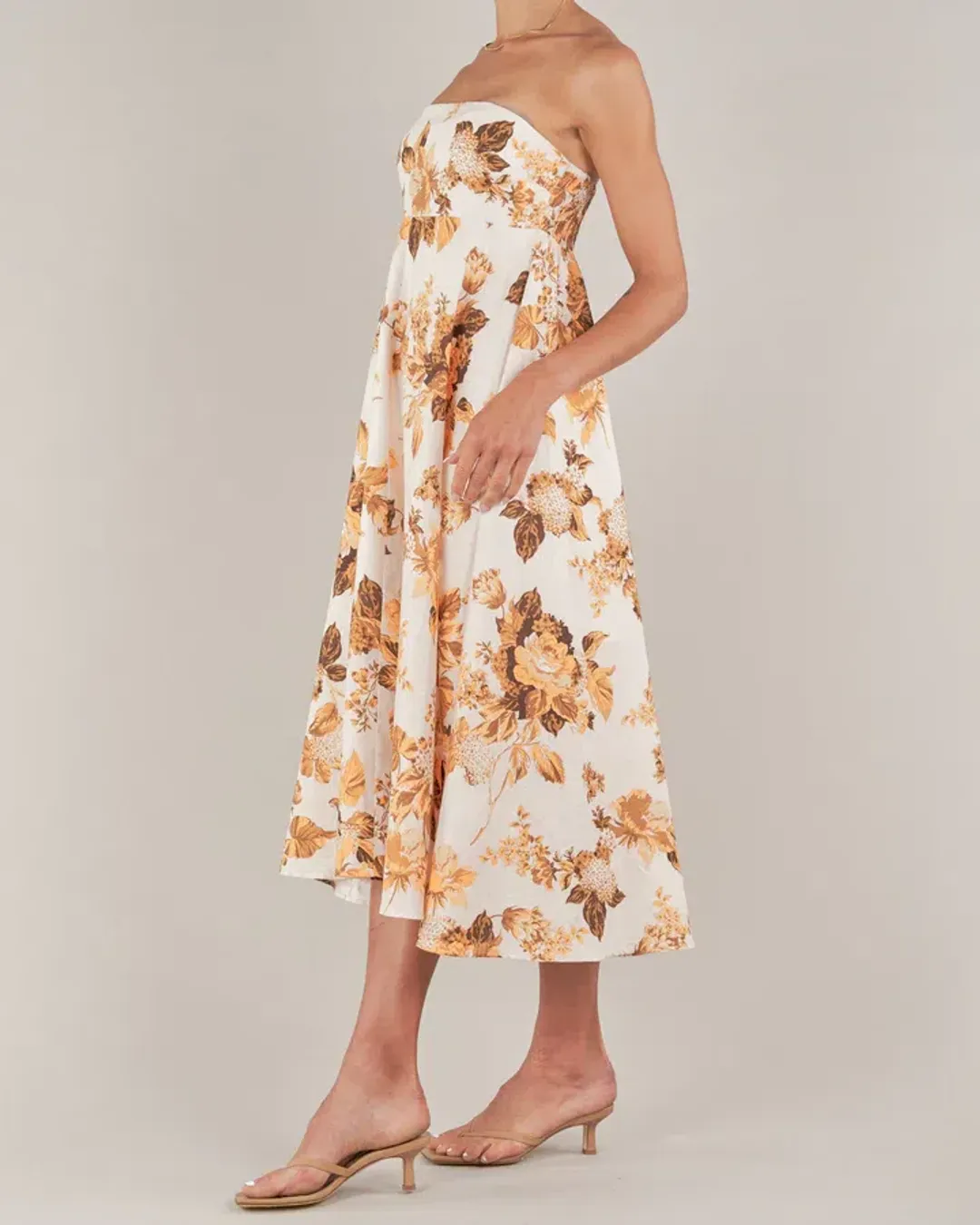 Amelius Saint Lucia Linen Maxi Dress size 6. for rent on The Volte - main image