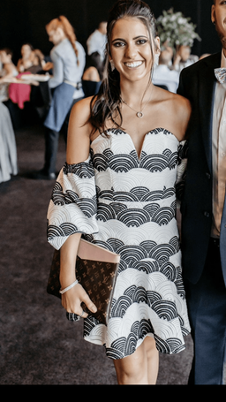 Mossman black and white dress size 6 for rent on The Volte - image 3