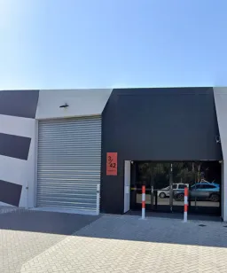 Natalie Rolt Iris Gown in Turquoise Size AU 8 for rent on The Volte - image 9