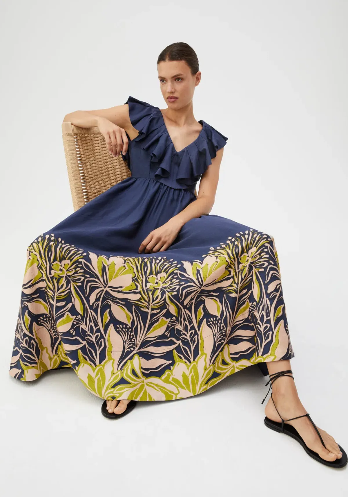 Morrison Valencia Maxi Dress Print Size 0/ AU 6 for rent on The Volte - main image