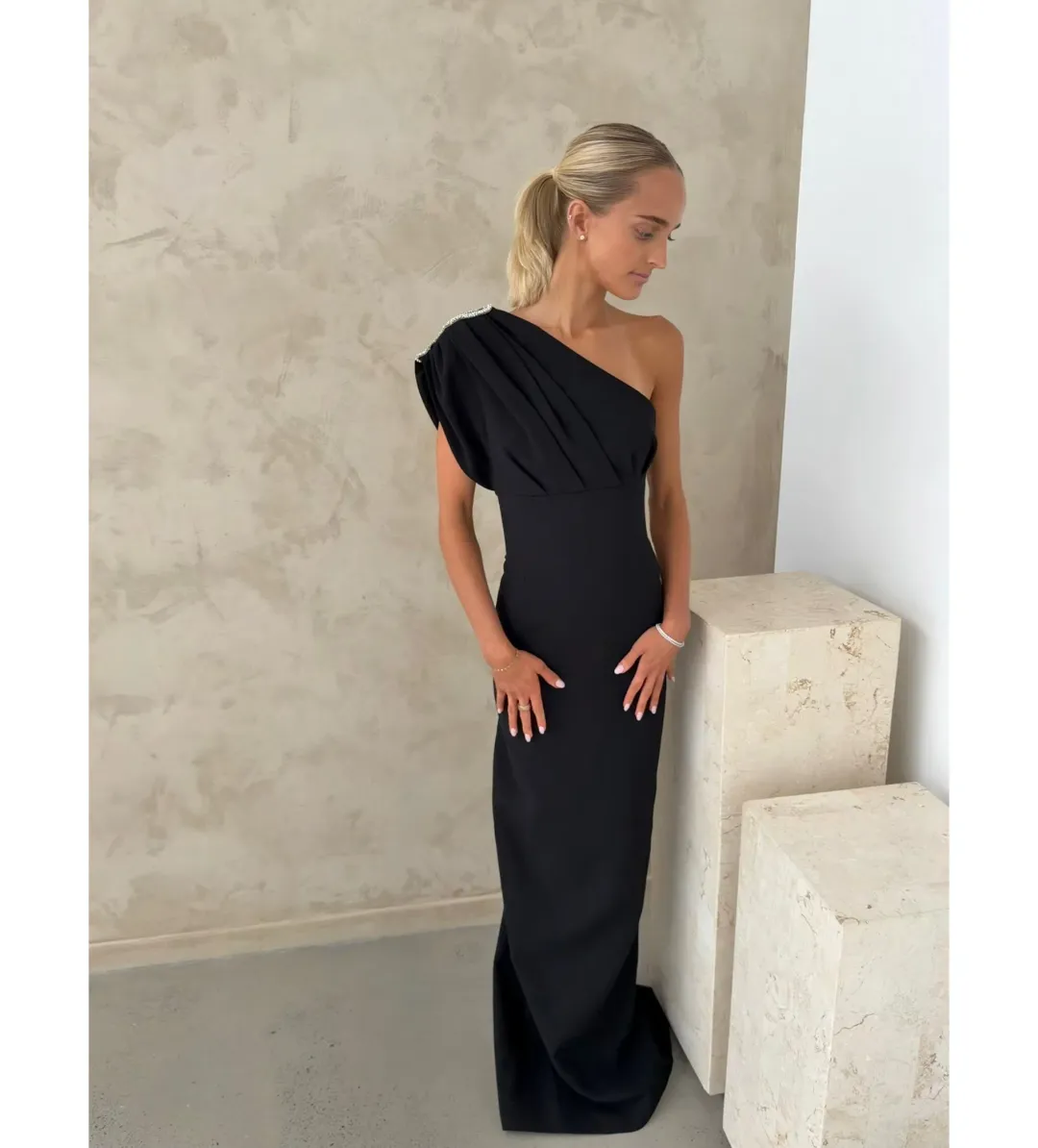 Rachel Gilbert Winona Gown Black Size 2 / AU 10 for rent on The Volte - main image