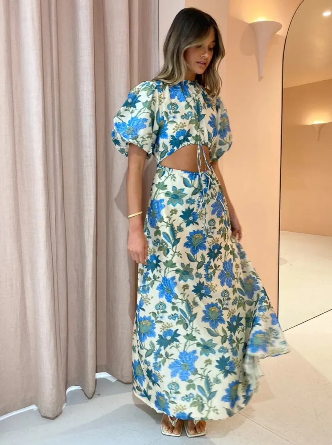 Sir the Label Celia Puff Sleeve Midi Dress in Blue Floral Alexandre Print Size 0 (AU 6) for rent on The Volte - main image