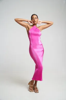 L'Idee Klum Chain Gown in Flamingo Pink Size 8 for rent on The Volte - image 1