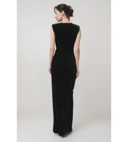 Self Portrait Embellished chain-detail velvet maxi dress Size AU 8 for rent on The Volte - image 2