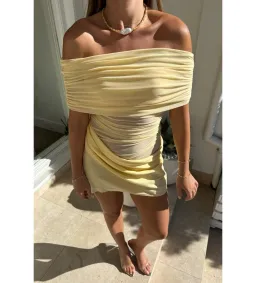 Benni Nico Off Shoulder Mini Dress Butter Size AU 6 for rent on The Volte - image 3