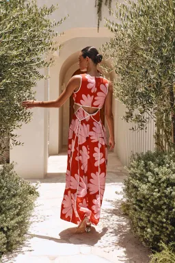 Sabo Calandra Maxi Dress in Daisy Red Size 14 for rent on The Volte - image 2