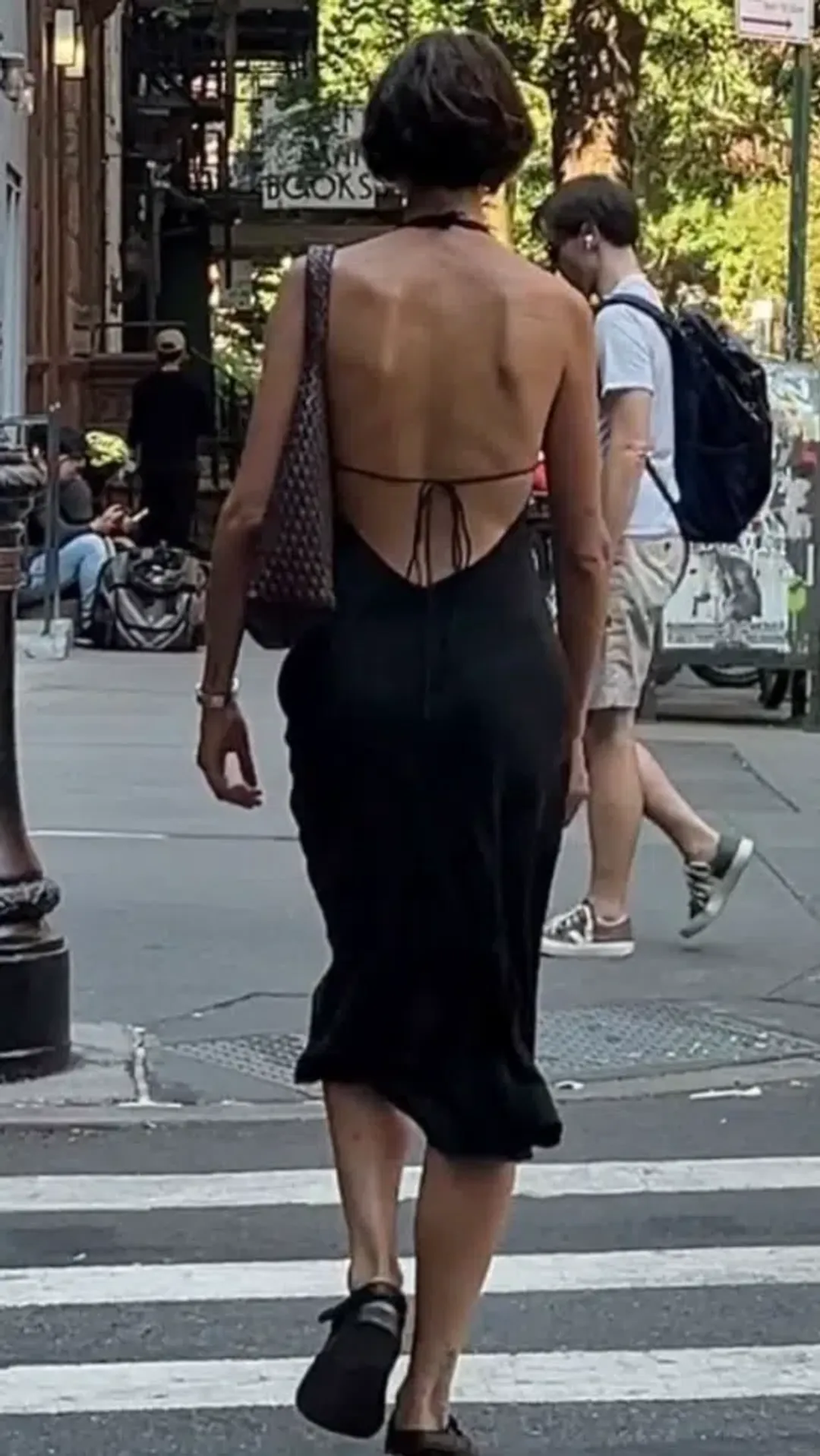 Silk Laundry Halter Black size 8 for rent on The Volte - main image