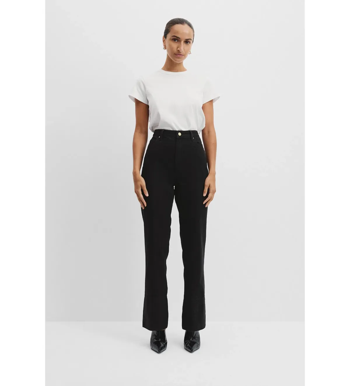 Country Road Cigarette Jean Black Size AU 6 for rent on The Volte - main image