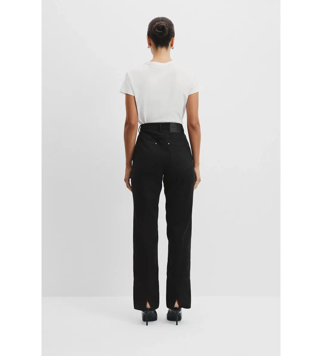 Country Road Cigarette Jean Black Size AU 6 for rent on The Volte - main image