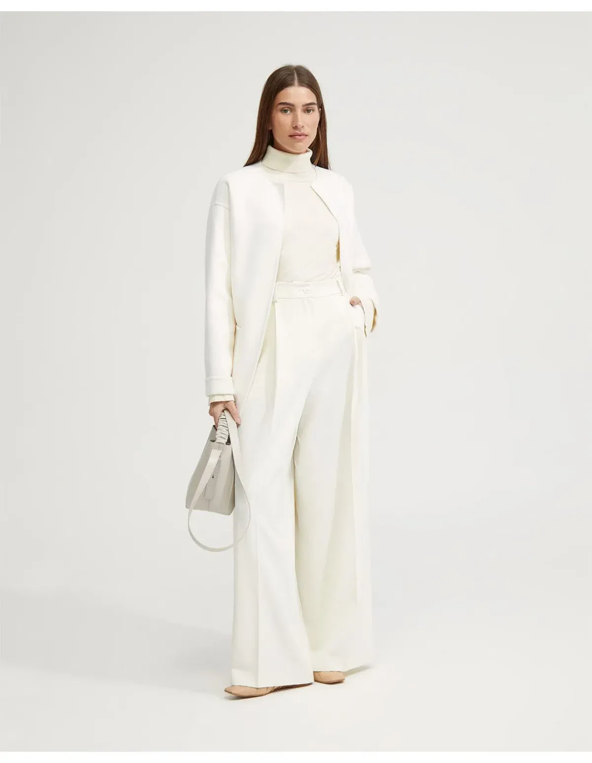 Oxford Sabine Wool Rich Unlined Coat White Size M / Size AU 12 for rent on The Volte - main image