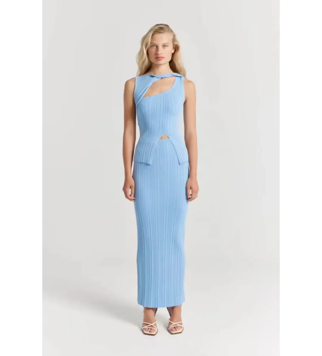 Henne Romee Set- Cloud Blue- Size 10 for rent on The Volte - main image