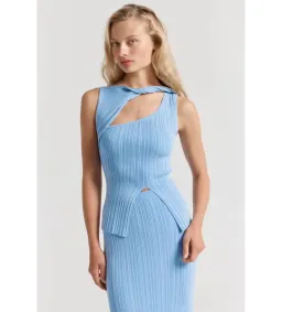 Henne Romee Set- Cloud Blue- Size 10 for rent on The Volte - image 4