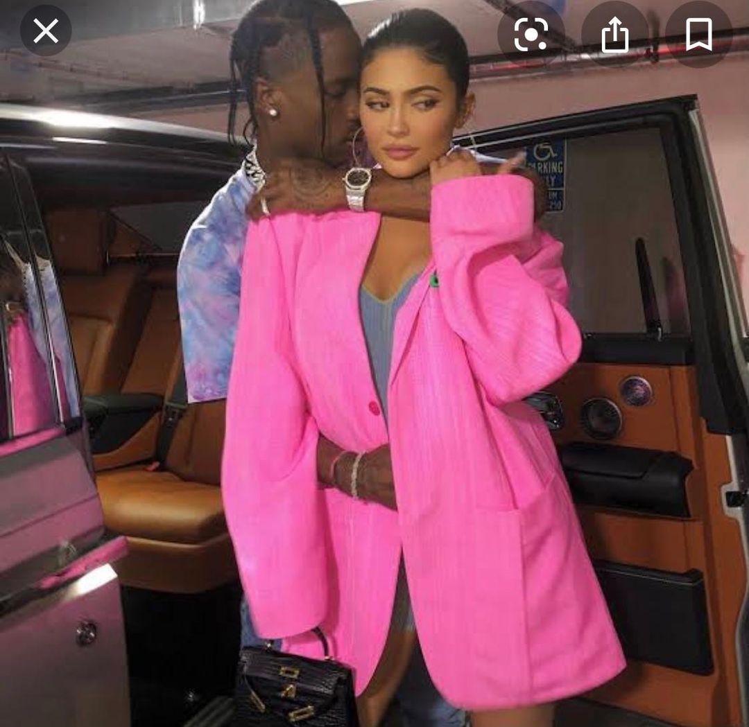 Jacquemus oversized blazer/dress for rent on The Volte - main image