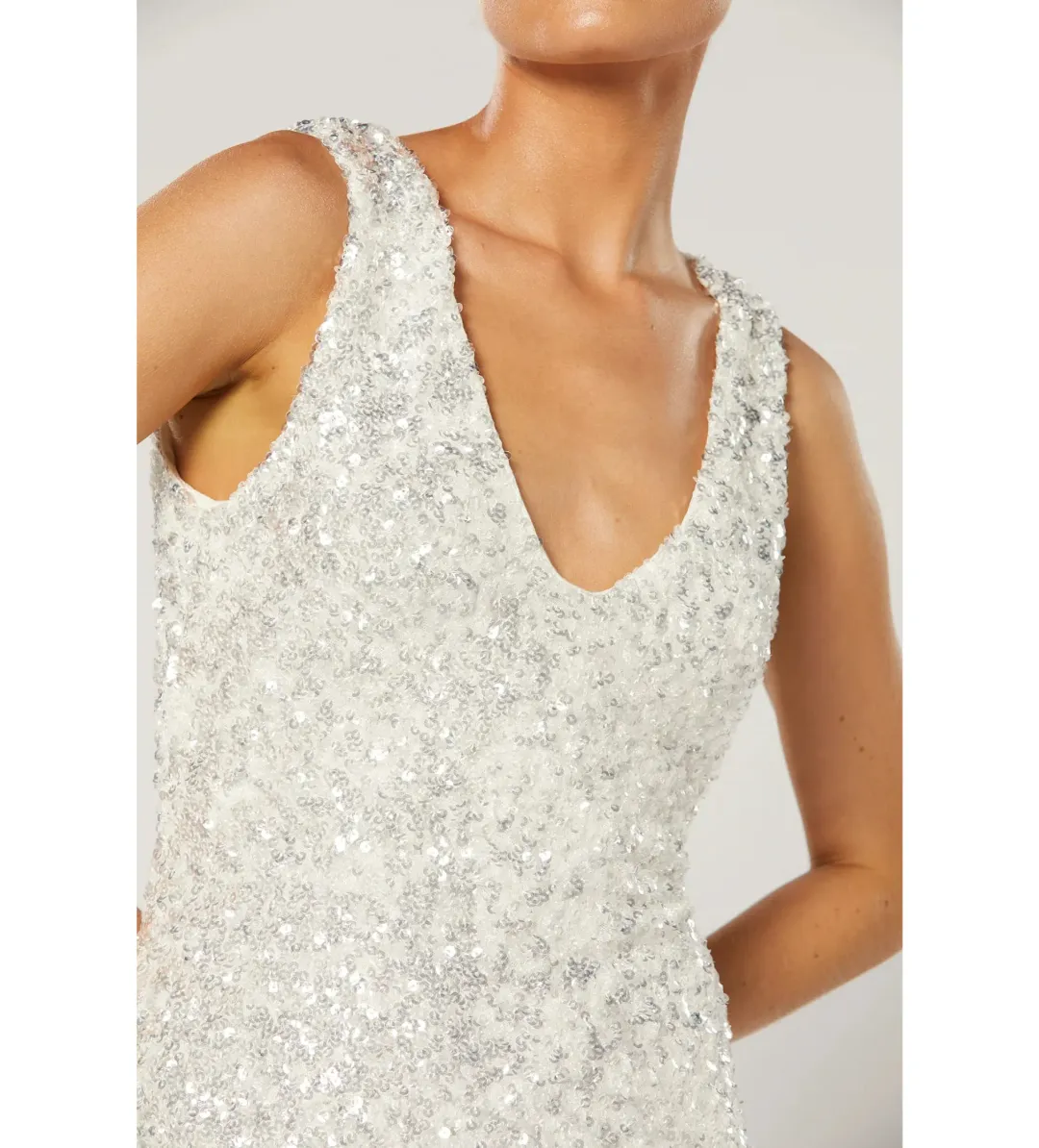 Winona Zeox Midi Dress White Size AU 6 for rent on The Volte - main image