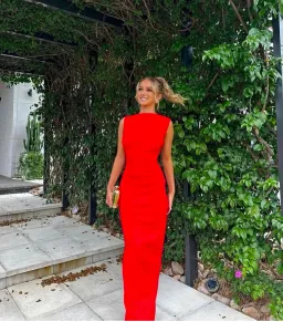 Effie Kats Verona Gown Red Size AU 6 for rent on The Volte - image 6