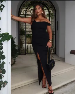 Sheike Reflections Gown  Black Size14  for rent on The Volte - image 1