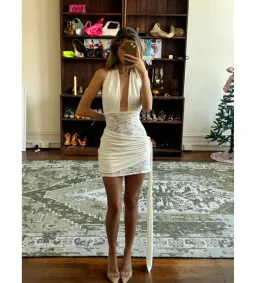Deconduarte Chrissy Mini Dress in Ivory Lace Size AU 6 for rent on The Volte - image 1