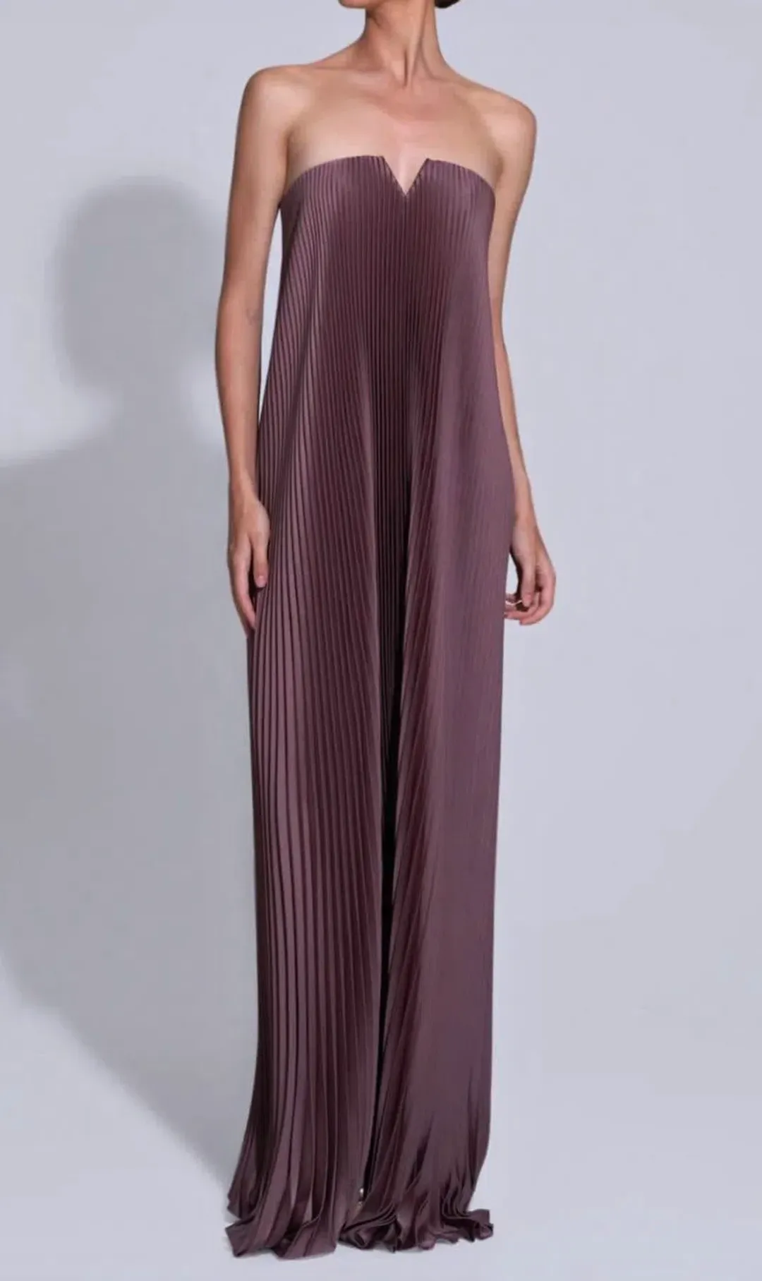 L'Idée black Tie Gown Chocolate Size S / AU 8 for rent on The Volte - main image