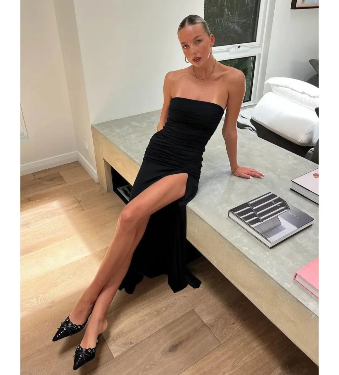 Mode Mila Remi Maxi Dress in Black Size M / AU 10 for rent on The Volte - main image