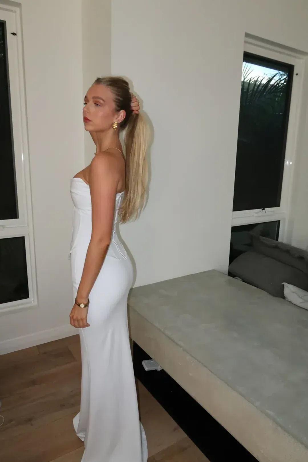 Hntr The Label Blanc Louie Gown White Size 8 for rent on The Volte - main image