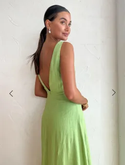 Issy Blue Skies Dress In Apple Size 8 for rent on The Volte - image 5