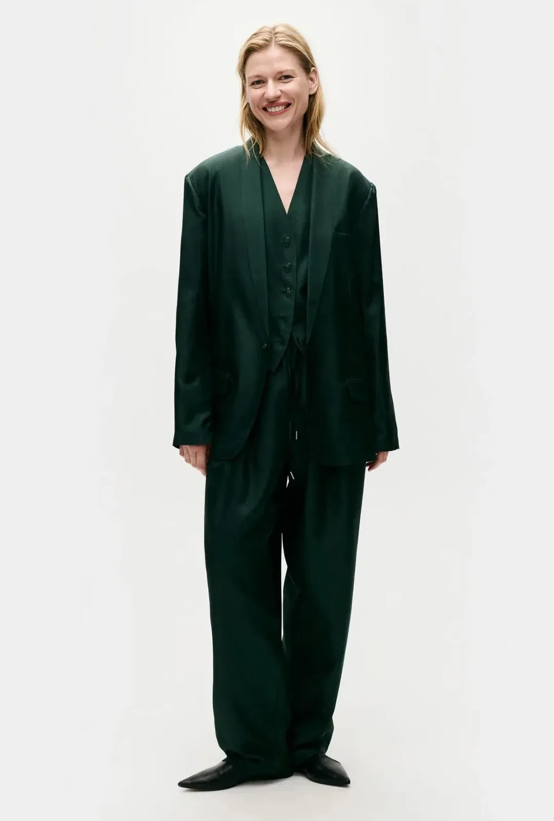 Silk Laundry Twill Miami Blazer Scarab Green Size 8/S for rent on The Volte - main image